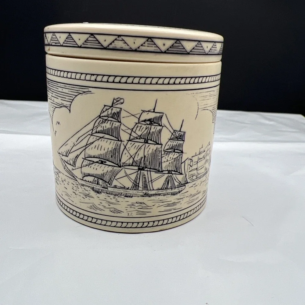 Vtg Comoy's of London Round Faux Scrimshaw Trinket Box Nautical Sailing Ship Lid